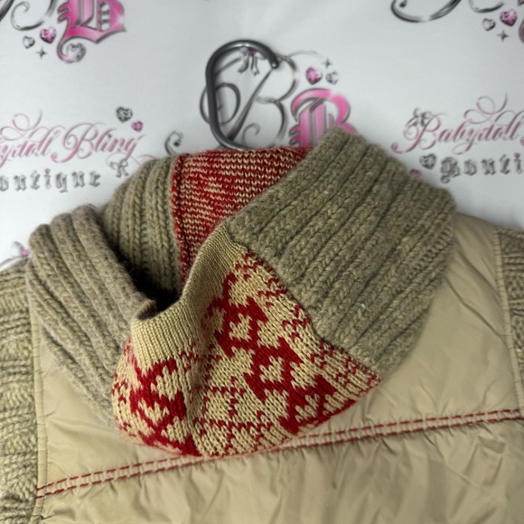 Free people vest knit cream beige and red winter theme knitted crochet - Picture 4 of 10